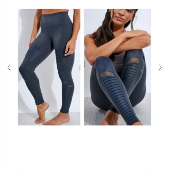 ALO YOGA MOTO LEGGINGS - Picture 3 of 8